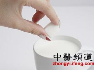 警惕:喝牛奶千萬別與這4種食物搭配(圖)