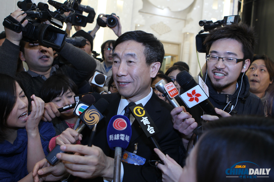 全國人大常委會通過《關于加強網絡信息保護的決定》