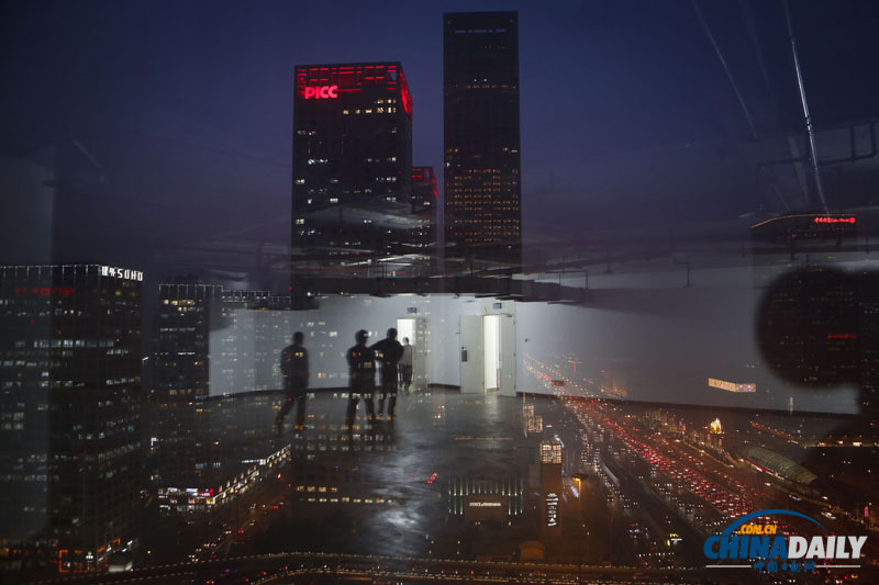 中國日報直擊北京持續(xù)霧霾天氣