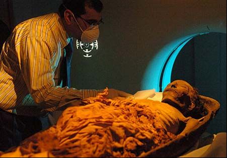 那些發生在古埃及金字塔中的奇異事件