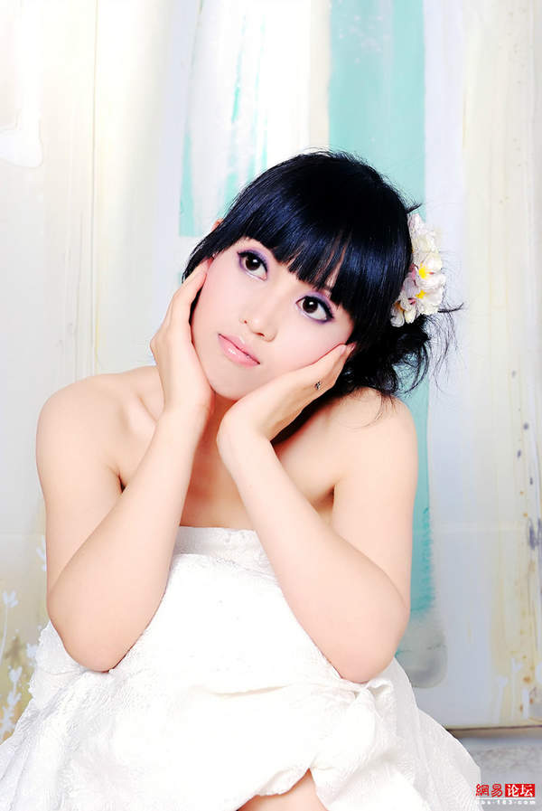 蛇精引發(fā)PS熱潮 全民惡搞掀高潮