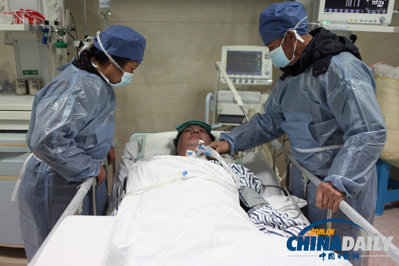 浙江父母自制呼吸機續：付學朋用上了愛心呼吸機