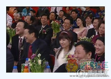 《我是歌手》淚點(diǎn)女走紅 盤點(diǎn)意外走紅的神秘觀眾