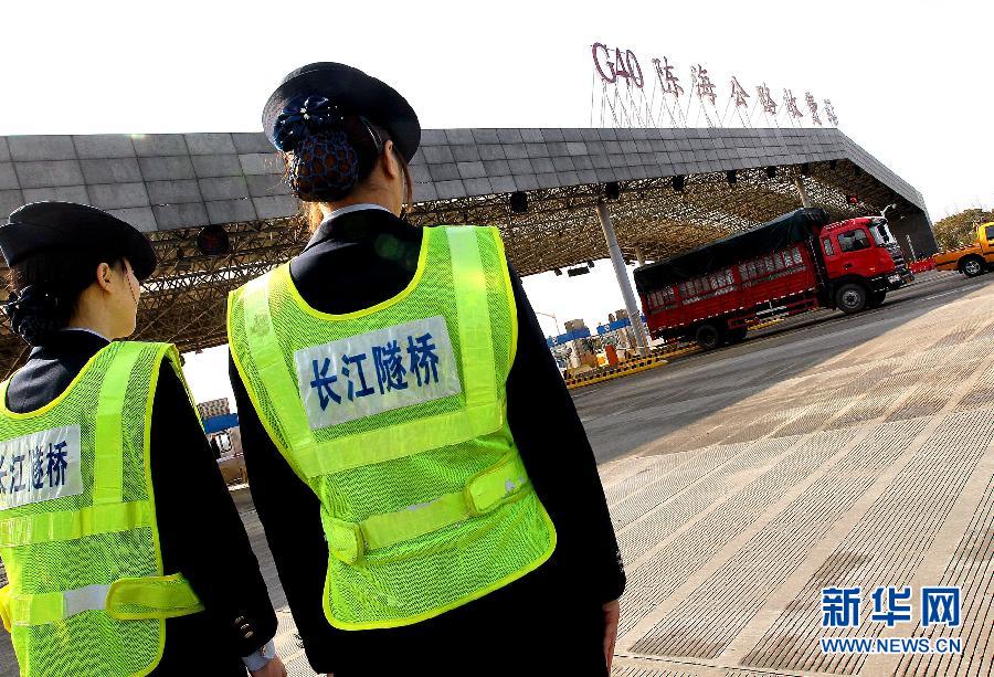 “春節，萬家團圓；他們，默默奉獻”崗位堅守者群像