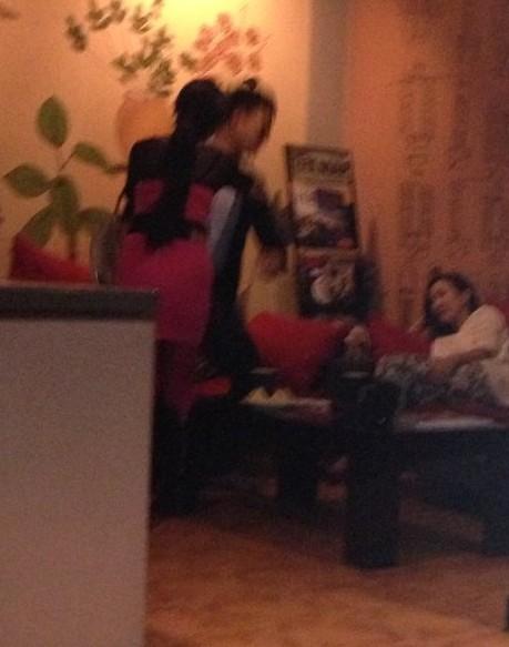 曝干露露疑當小三被抓 遭毆打流血毀容[組圖]