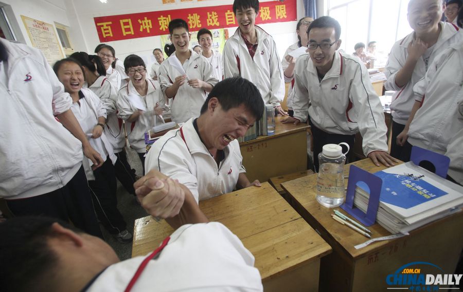 中國日報(bào)聚焦全國高考之備考