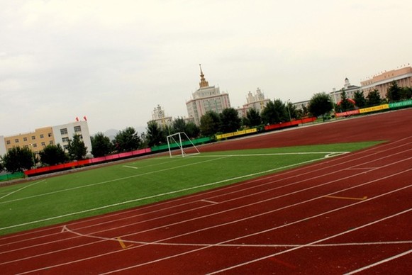 北京人文大學：辦應用型、技能型大學