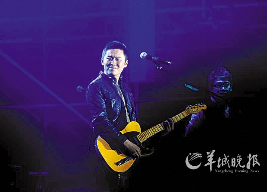 梁博“考研”不夠分，“破格錄取”憑什么