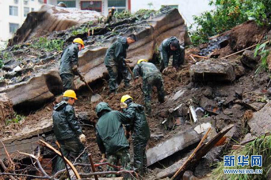 云南鹽津發生洪澇災害致10鄉鎮受災5人失蹤