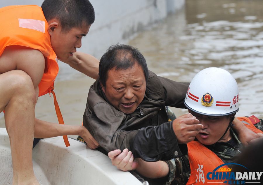 中國日報一周圖片精選（7月6日—12日）：強臺風“蘇力”來襲