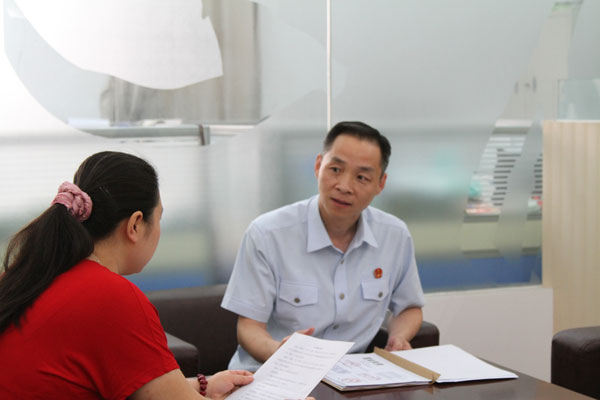 百姓的好法官趙洪波——記北京市房山區(qū)法院趙洪波法官