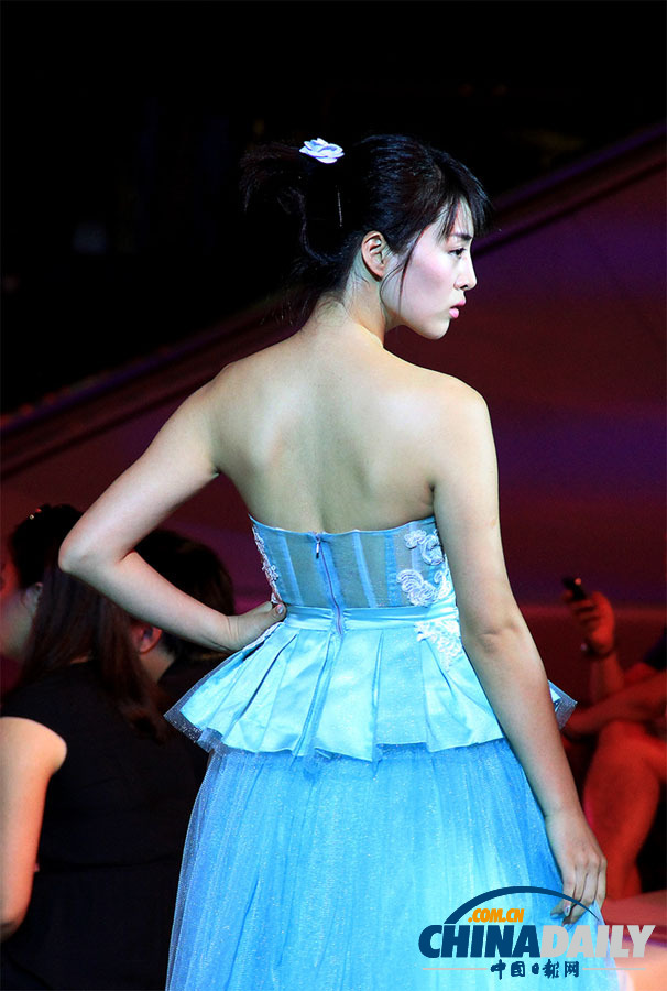 余薇薇獲得第63屆世界小姐中國(guó)區(qū)冠軍