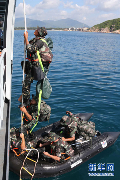 圖片實錄：全軍特種兵海上比武精彩回顧