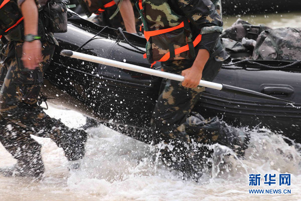 圖片實錄：全軍特種兵海上比武精彩回顧