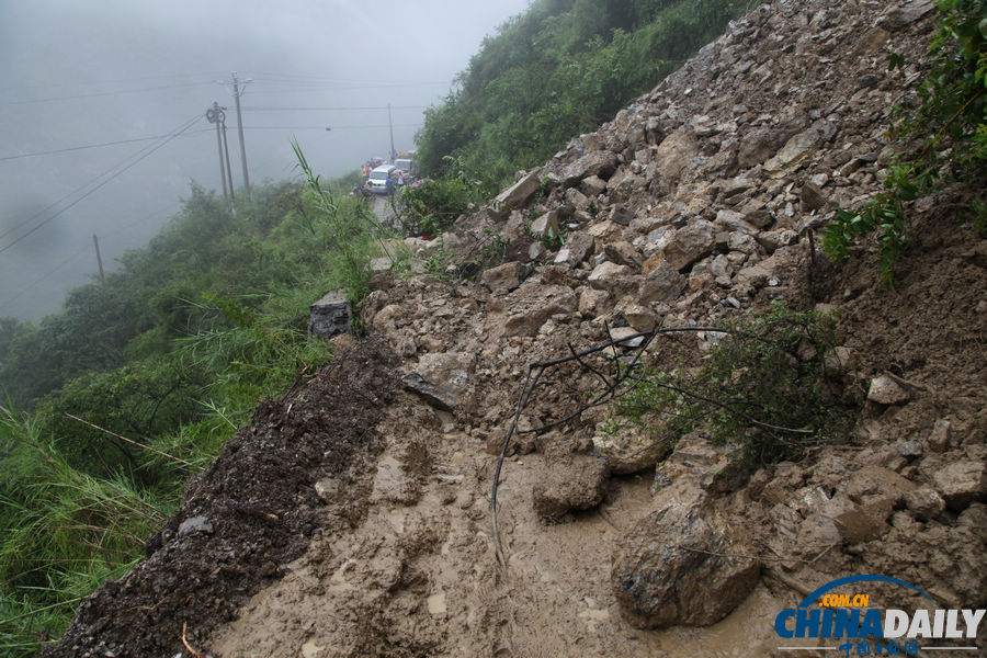 云南昭通大關縣遭遇洪災 交通通信中斷5萬余人受災