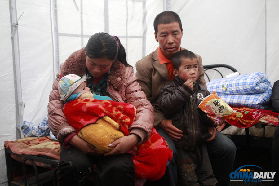 甘肅漳縣：探訪災(zāi)民安置點(diǎn)