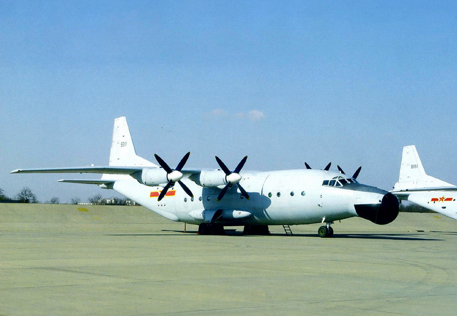 日公開中國(guó)軍機(jī)首次飛越“第一島鏈”照片