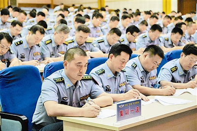 一步一動，為了強軍目標落地生根