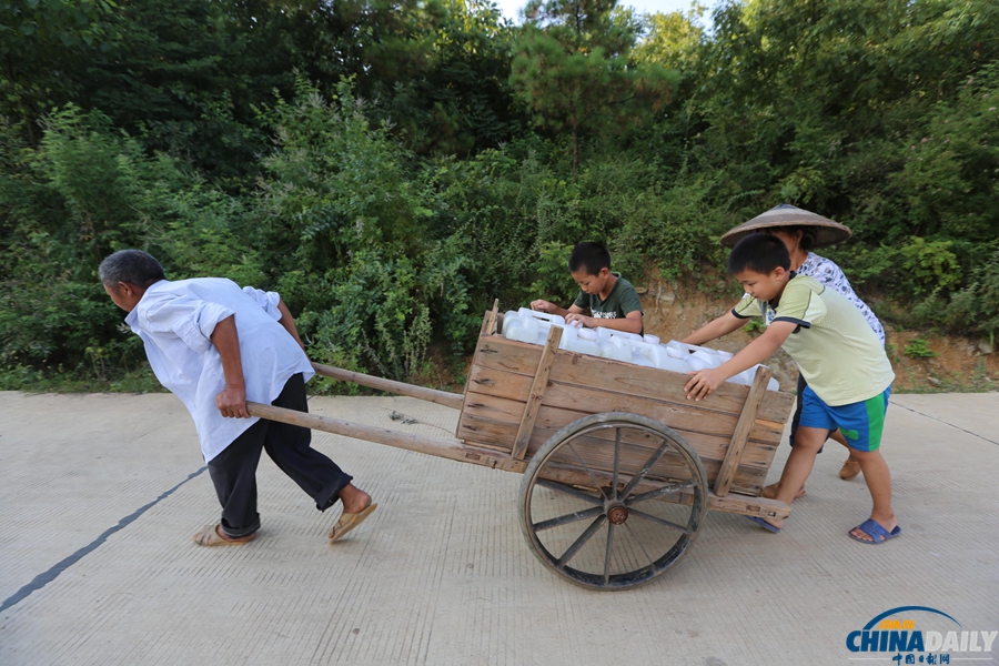 湖南婁底罕見高溫旱災 11萬余人飲水困難