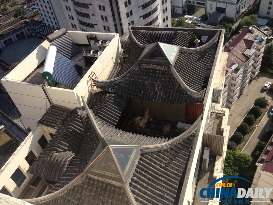 各地頻現“空中違建” 公共利益遭漠視