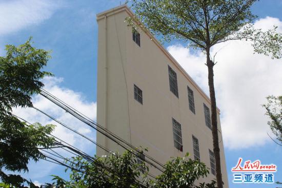 三亞現“樓薄薄”建筑 管委會：系規劃紅線外