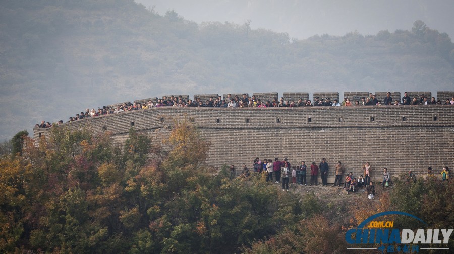 天津薊縣：阿迪力黃崖關成功跨越長城