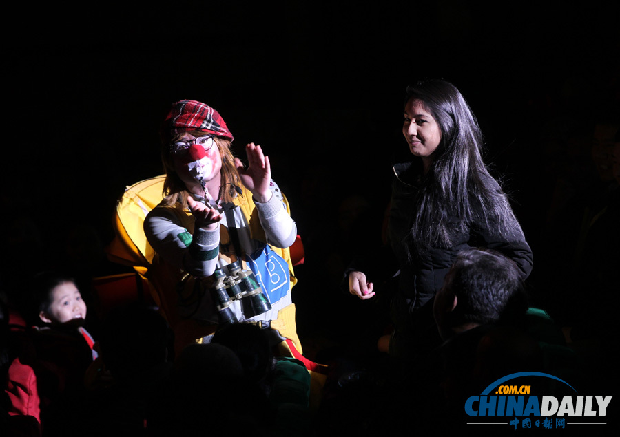 “相聚北京”中外朋友迎新年