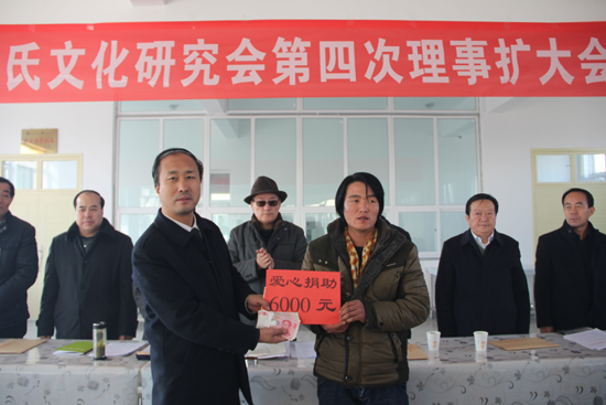 蘭州“90后”冬果攤主三次跳入黃河救起自殺母女