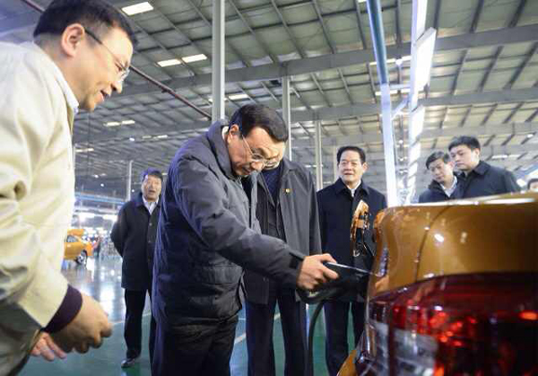 李克強：直面問題，向污染宣戰！