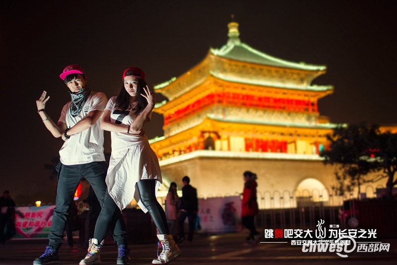 “跳舞吧，交大！”走紅網(wǎng)絡(luò) 高難度動作獲網(wǎng)友點贊