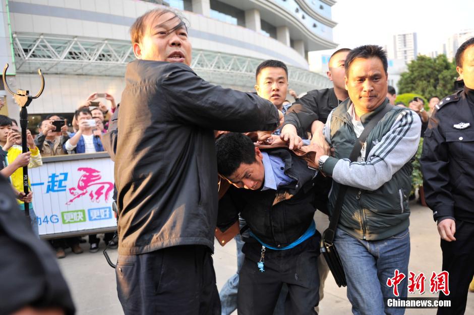 昆明發生劫持事件人質被成功解救