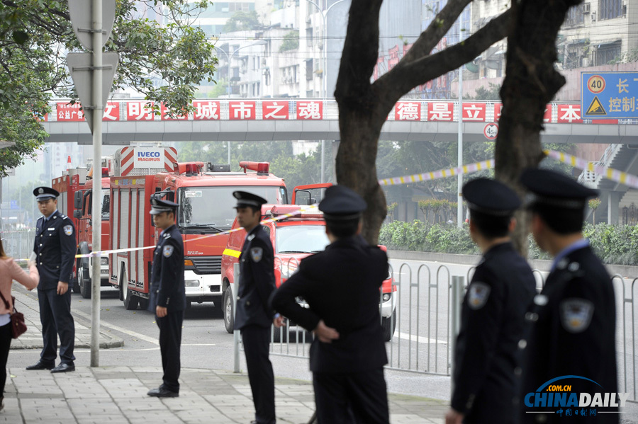 重慶：紅石路加油加氣站發(fā)生汽油泄漏