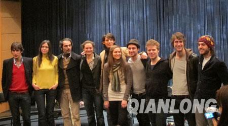 四國樂隊唱響“新法語香頌”