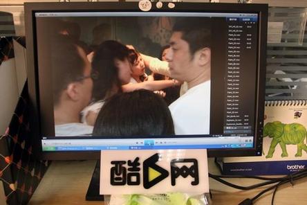 酷6被裁員工:反對(duì)暴力裁員 要工作要尊嚴(yán)