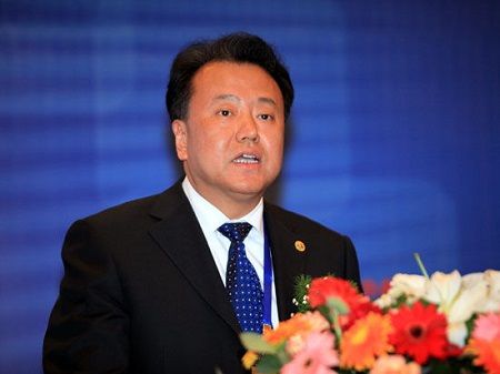 中國銀監(jiān)會(huì)副主席閻慶民出任天津市副市長