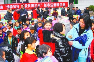 今年重慶再投1億 促進學生