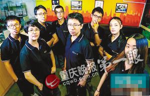 重慶小面變高大上 9人籌160萬元在甲級寫字樓開小面館