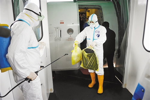重慶多部門聯合舉行埃博拉出血熱疫情防控應急演練