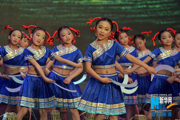 圖為重慶市委常委、政法委書記劉學普正在致辭