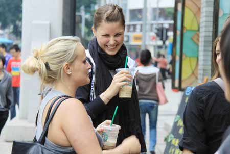 中國(guó)歷史文化名街·福州三坊七巷重現(xiàn)重陽(yáng)節(jié)民俗