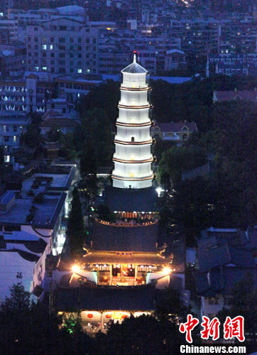 福州千年古剎白塔寺舉行佛像開(kāi)光儀式