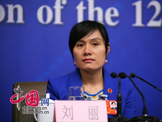 “洗腳妹”代表：長期分居致大量農民工結成臨時夫妻