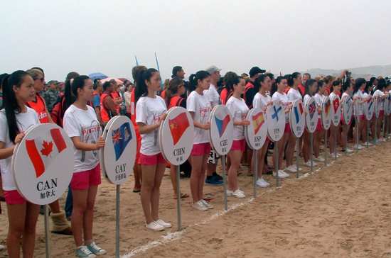 2013年風(fēng)箏沖浪亞洲巡回賽今日開(kāi)幕 各國(guó)高手齊聚平潭追風(fēng)踏浪