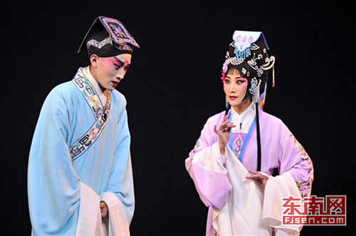 孫勁梅摘得第26屆中國(guó)戲劇梅花獎(jiǎng) 閩籍演員