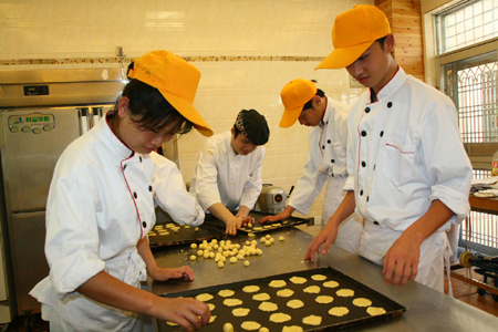 廈門磐基皇冠假日酒店：別樣六一 皇冠假日與愛同行