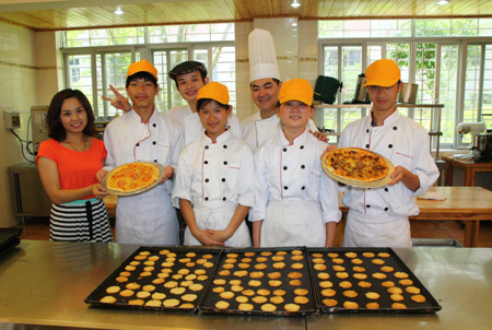 廈門磐基皇冠假日酒店：別樣六一 皇冠假日與愛同行