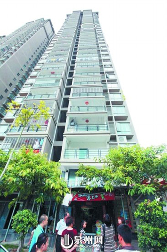 4歲男童自21樓蹊蹺墜亡 防盜網無破損痕跡