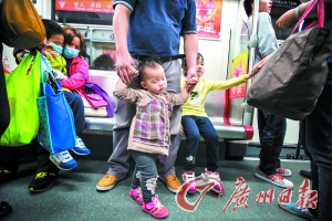 羊年開(kāi)學(xué)日 有點(diǎn)懶洋洋