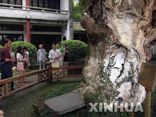 精心打造旅游品牌 助推旅游產業持續發展