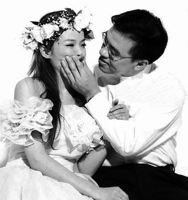 當(dāng)結(jié)婚遭遇“愛(ài)情和面包”難題:裸婚你能接受嗎?